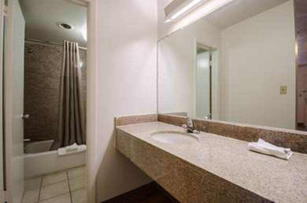 Motel 6 Commerce GA 6