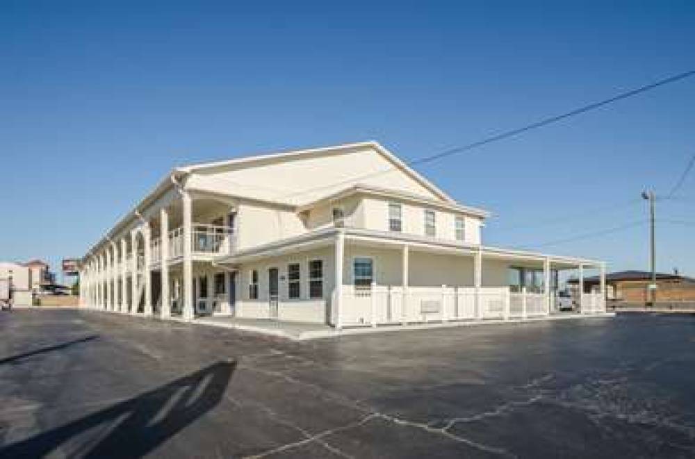 Motel 6 Commerce GA 3