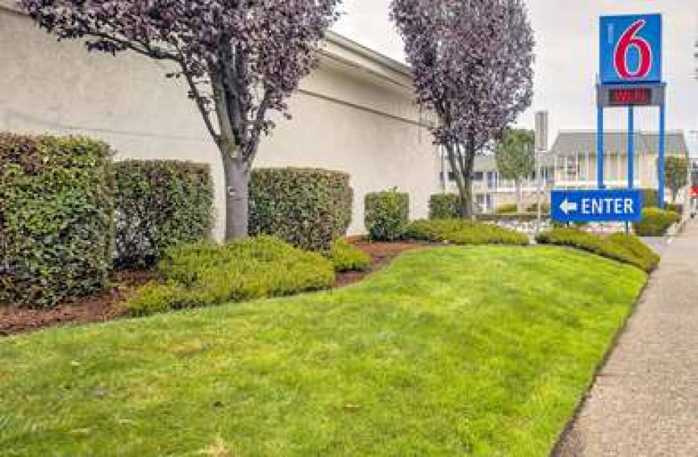 Motel 6 Coos Bay