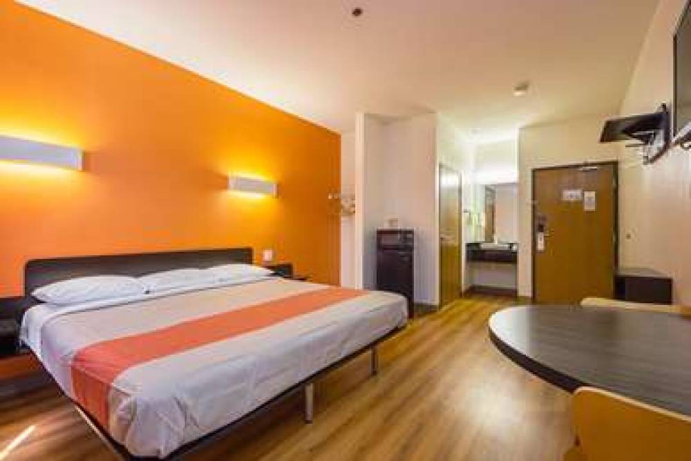 Motel 6 Dallas-DFW Airport South 9