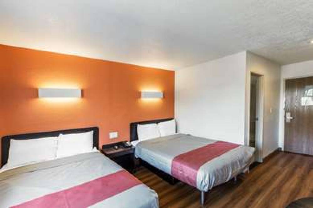 MOTEL 6 DALLAS SOUTH 5