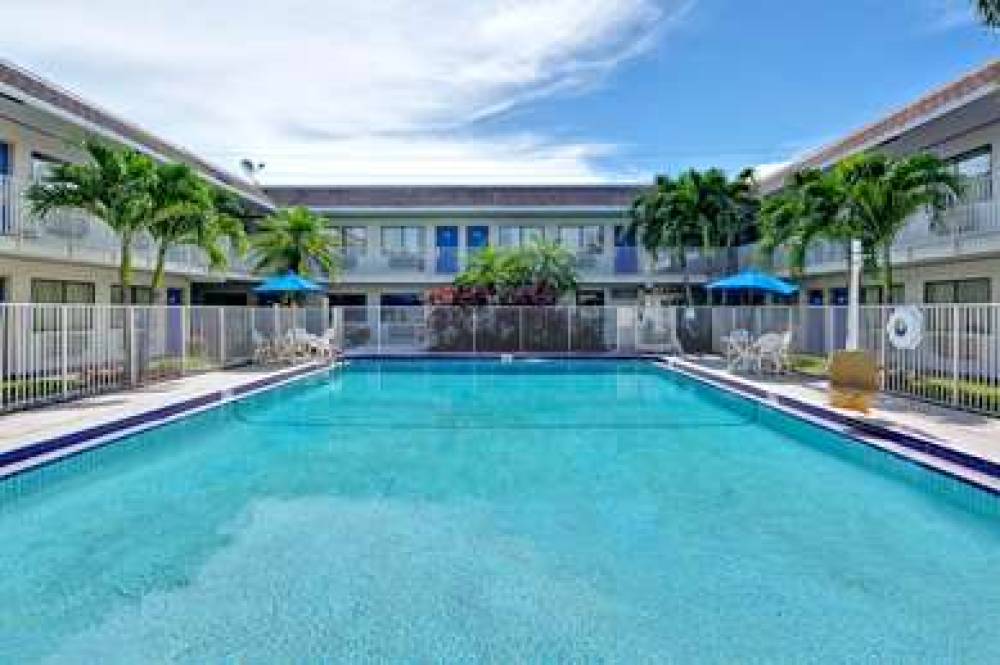 Motel 6 Dania Beach 7