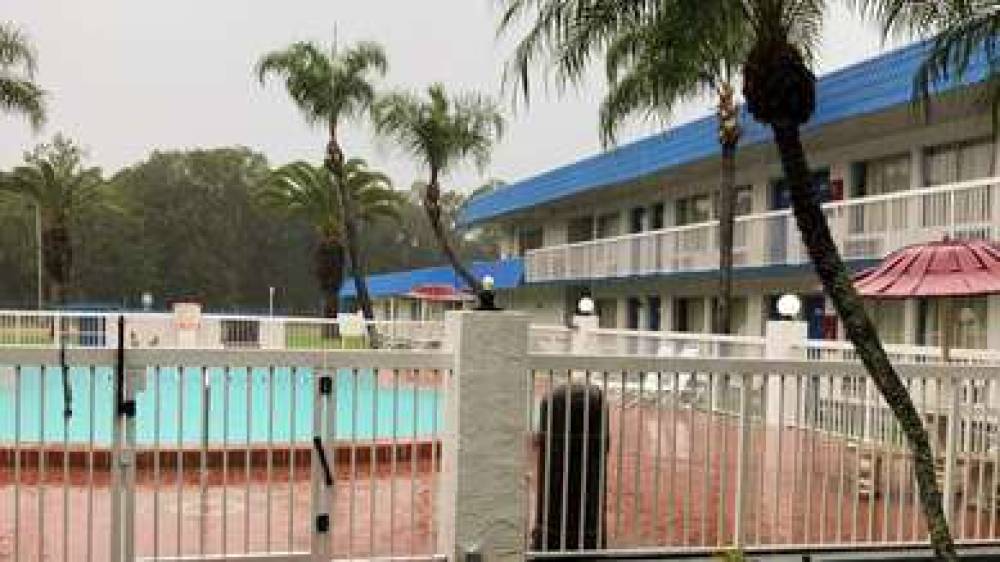 MOTEL 6 DAYTONA BEACH, FL - SPEEDWA 10