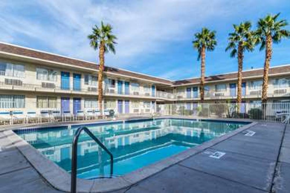 MOTEL 6 EL CENTRO 7