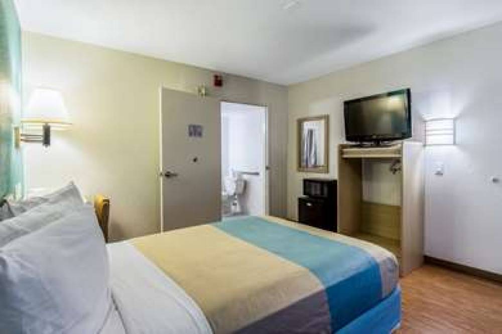 MOTEL 6 EL CENTRO 9