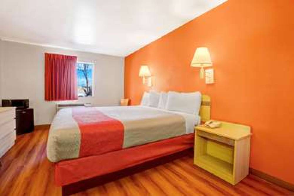 Motel 6 Espanola NM 8
