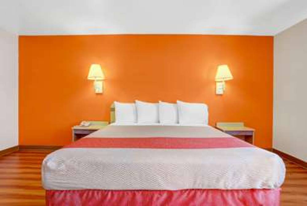 Motel 6 Espanola NM 3