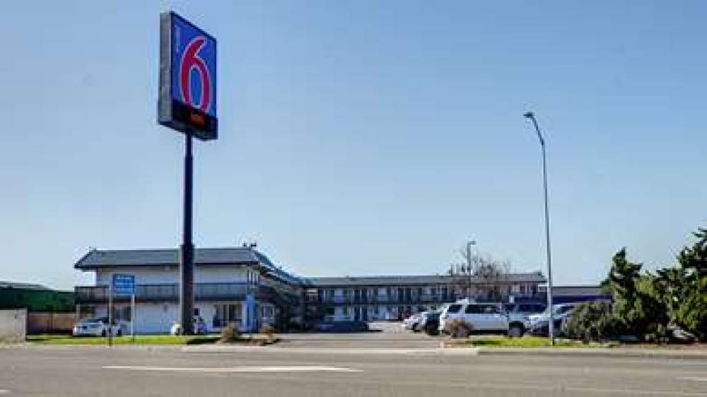 Motel 6 Eureka 1