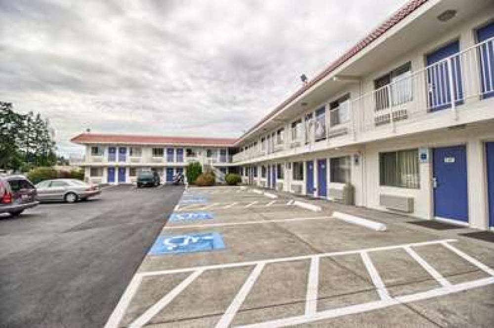 Motel 6 Everett South