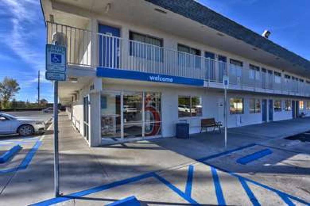 MOTEL 6 FLAGSTAFF BUTLER AVE 8