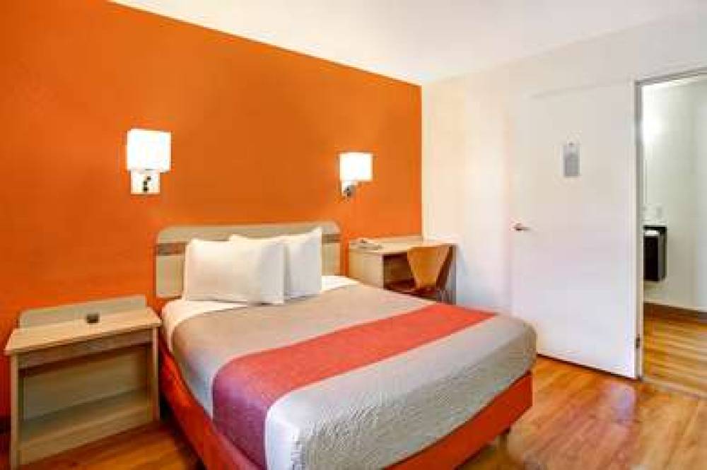 Motel 6 Fremont North 4