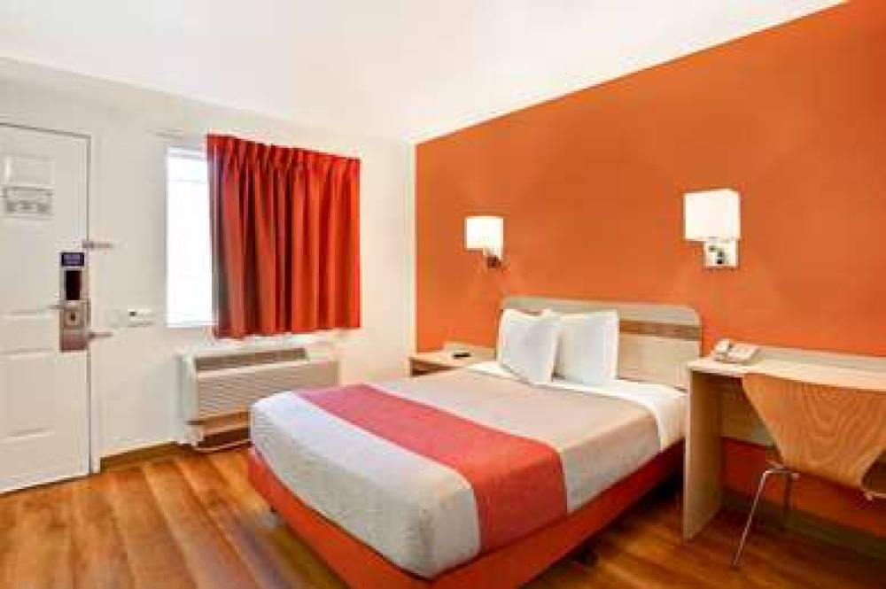 Motel 6 Fremont North 5