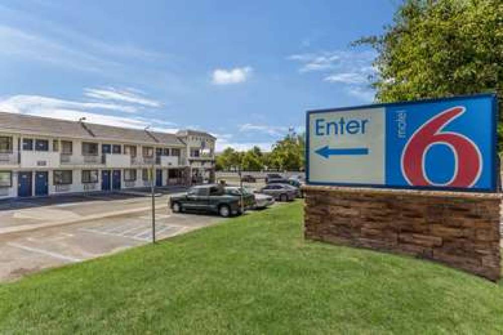 Motel 6 Fremont South 2