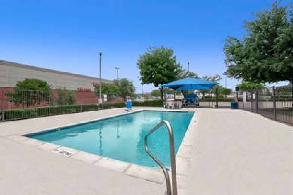 Motel 6 Ft Worth - Benbrook 6