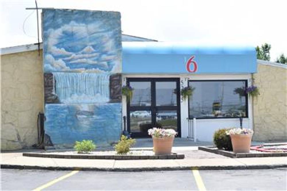 MOTEL 6 HAMBURG, NY 5