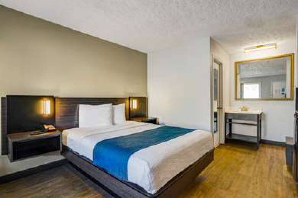 MOTEL 6 HILLSVILLE VA 6