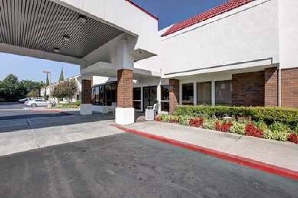 Motel 6 Irvine Orange Co Airport 4