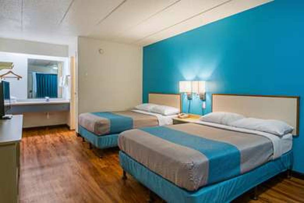 Motel 6 Knoxville North 5