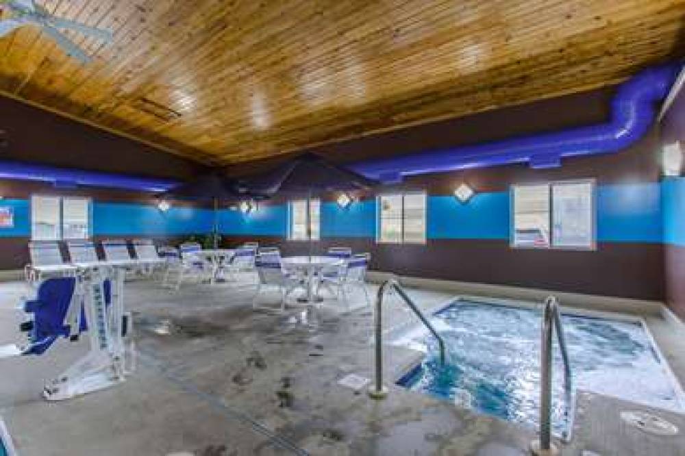 MOTEL 6 LAKE DELTON WI 6