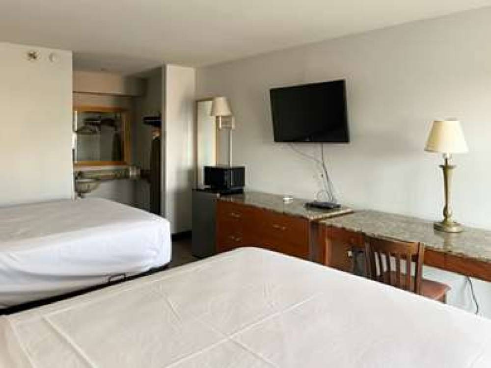 MOTEL 6 - LAUREL, MS 9