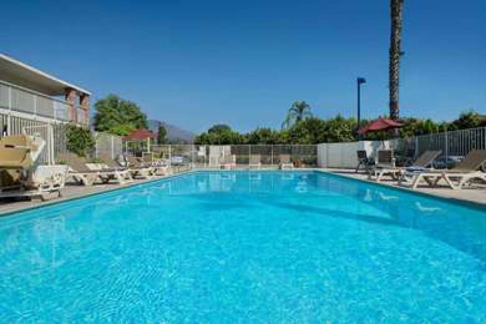 Motel 6 LAX - Arcadia Pasadena 8
