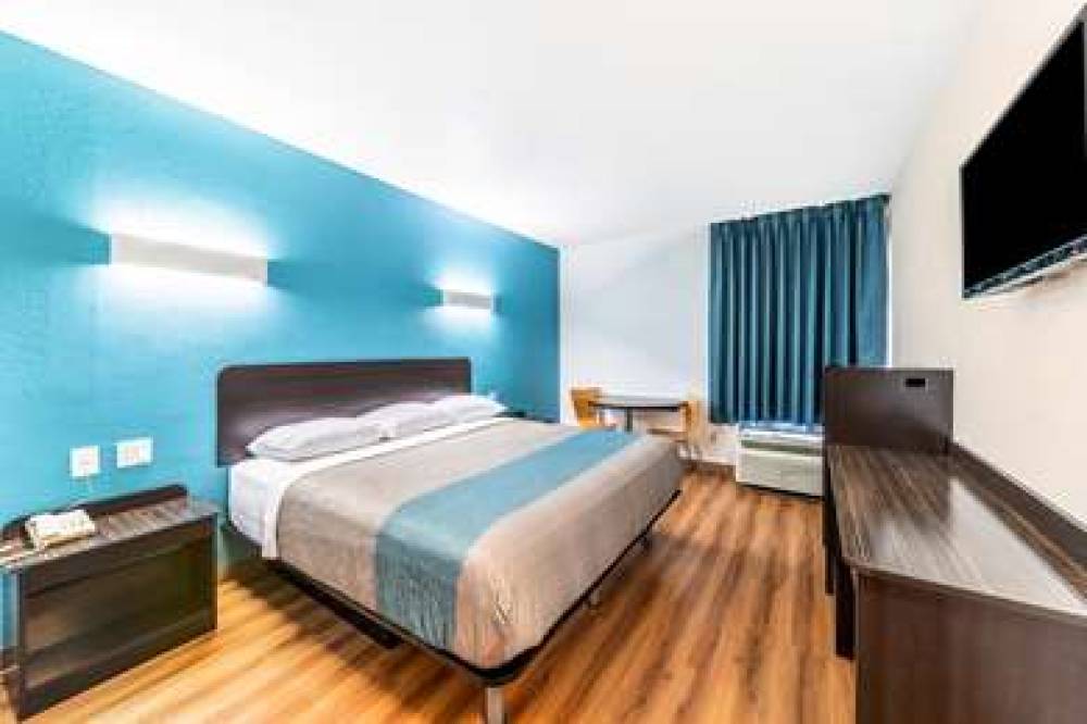 MOTEL 6 LEWISVILLE, TX 4