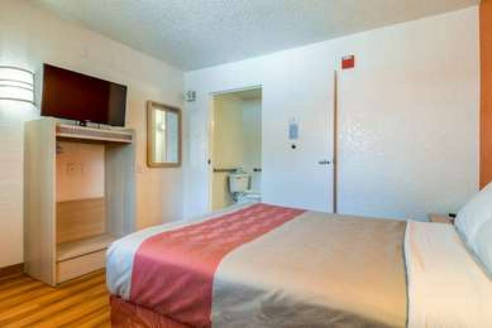 Motel 6 Los Angeles-Rowland Heights 9