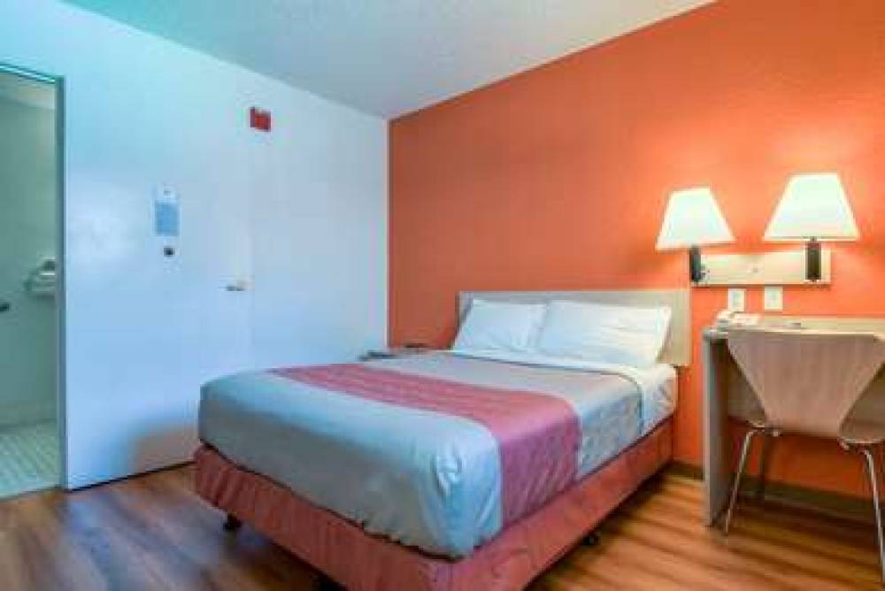 Motel 6 Los Angeles-Rowland Heights 10