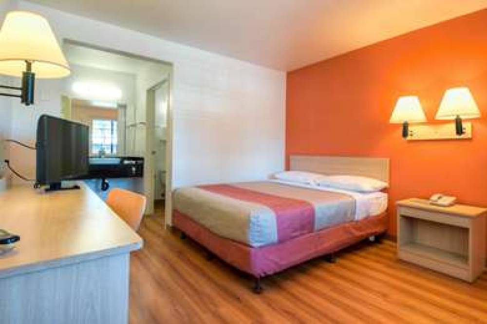 Motel 6 Los Angeles - San Dimas 8