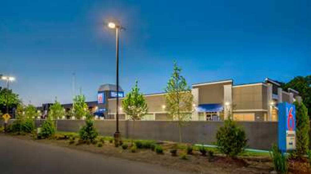 MOTEL 6 LOUISVILLE, KY  AIRPORT/FA 2