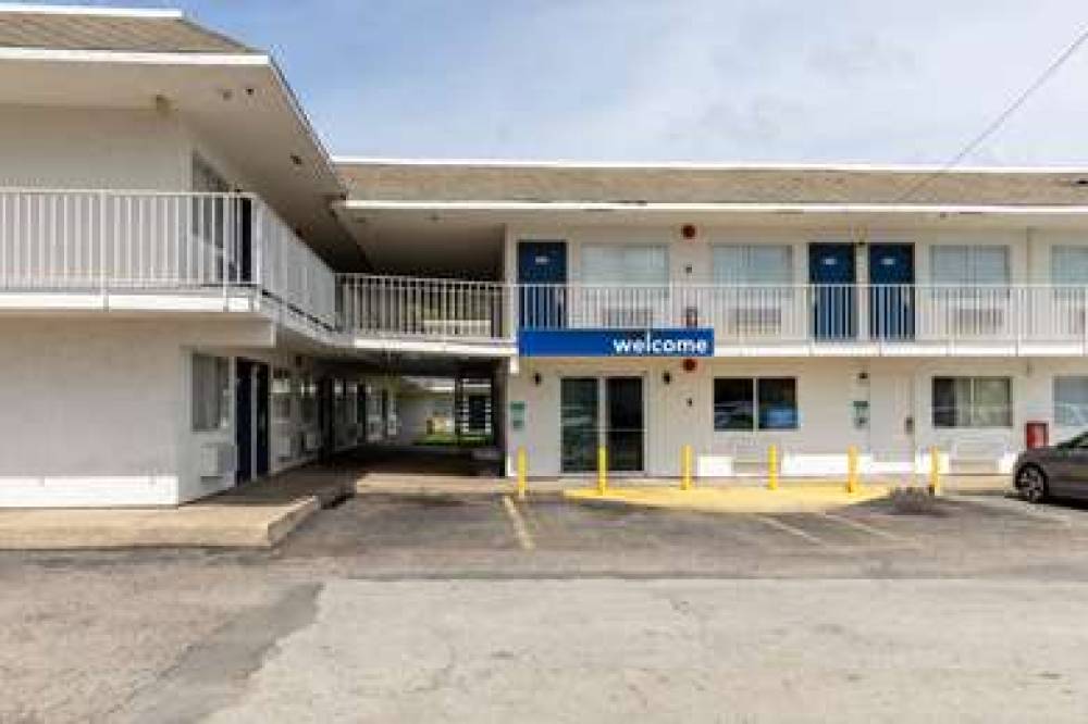 Motel 6 Lufkin, Tx