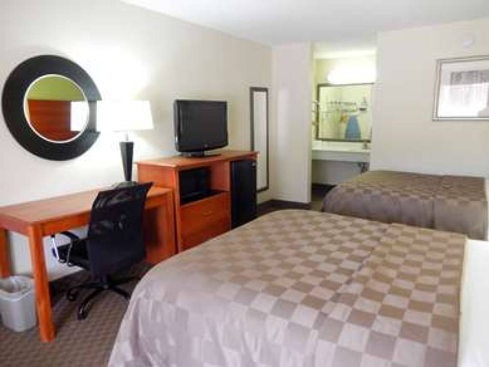 MOTEL 6 LULING, LA 4