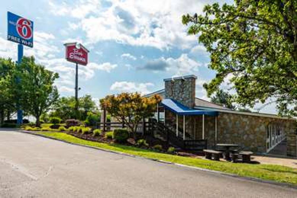 Motel 6 Mansfield Oh 4