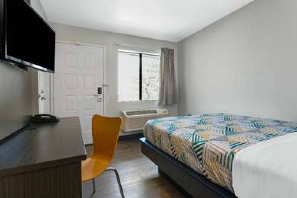 MOTEL 6 MERCED NORTH 9