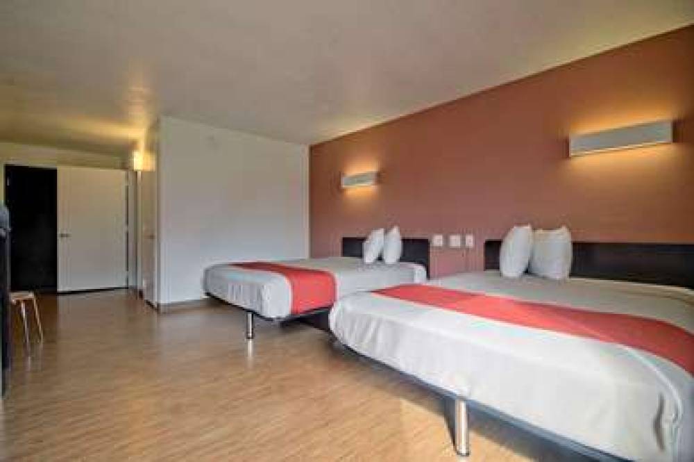 MOTEL 6 MIAMI, FL 3