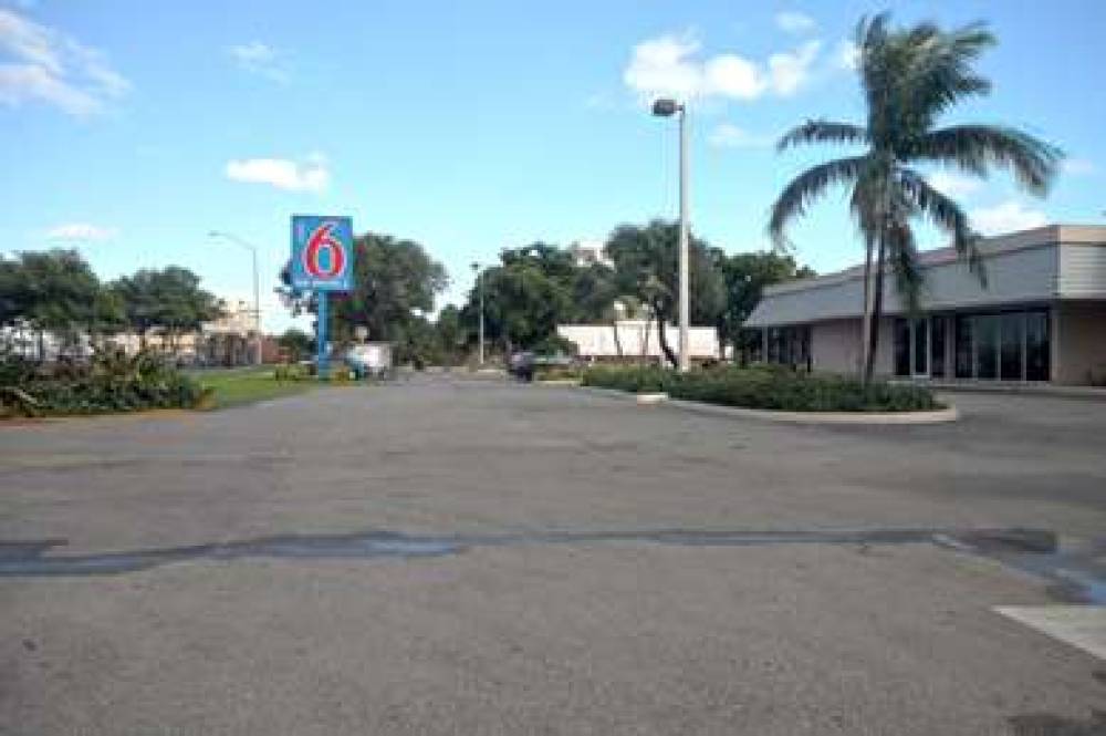 MOTEL 6 MIAMI, FL 1