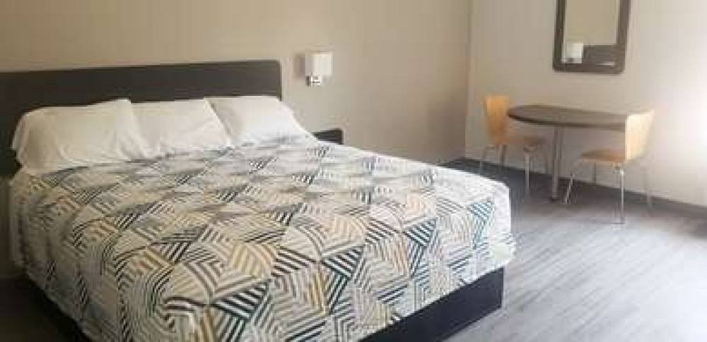 MOTEL 6 MOBILE  AL  AIRPORT BLVD 6