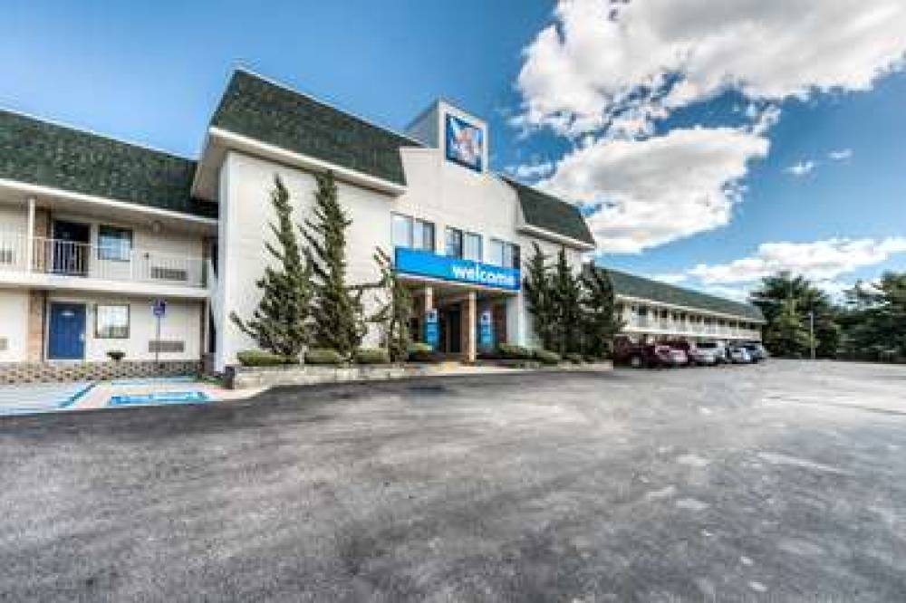 MOTEL 6 NEW LONDON 1