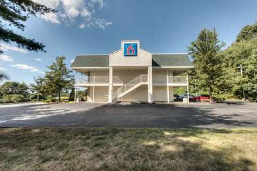 MOTEL 6 NEW LONDON 6