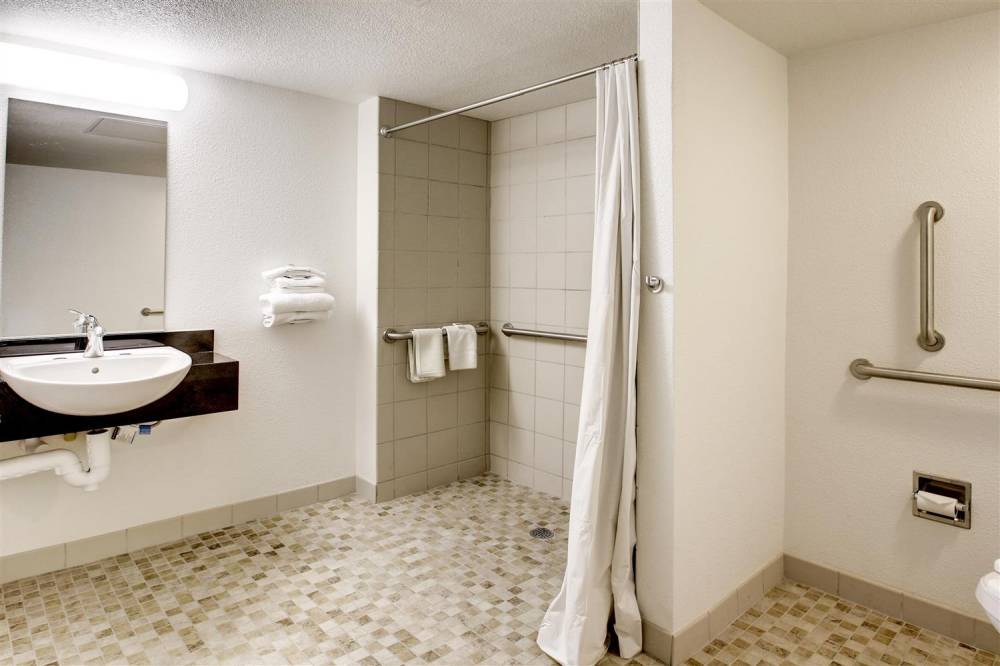 Motel 6 Ogden Riverdale 4