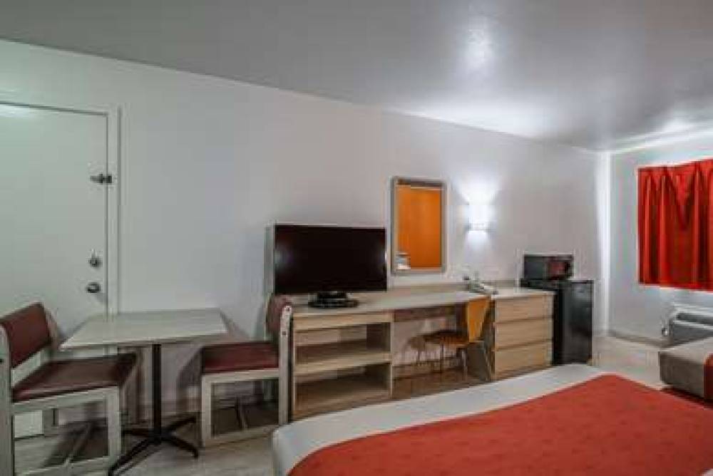 Motel 6 Pasadena TX 6