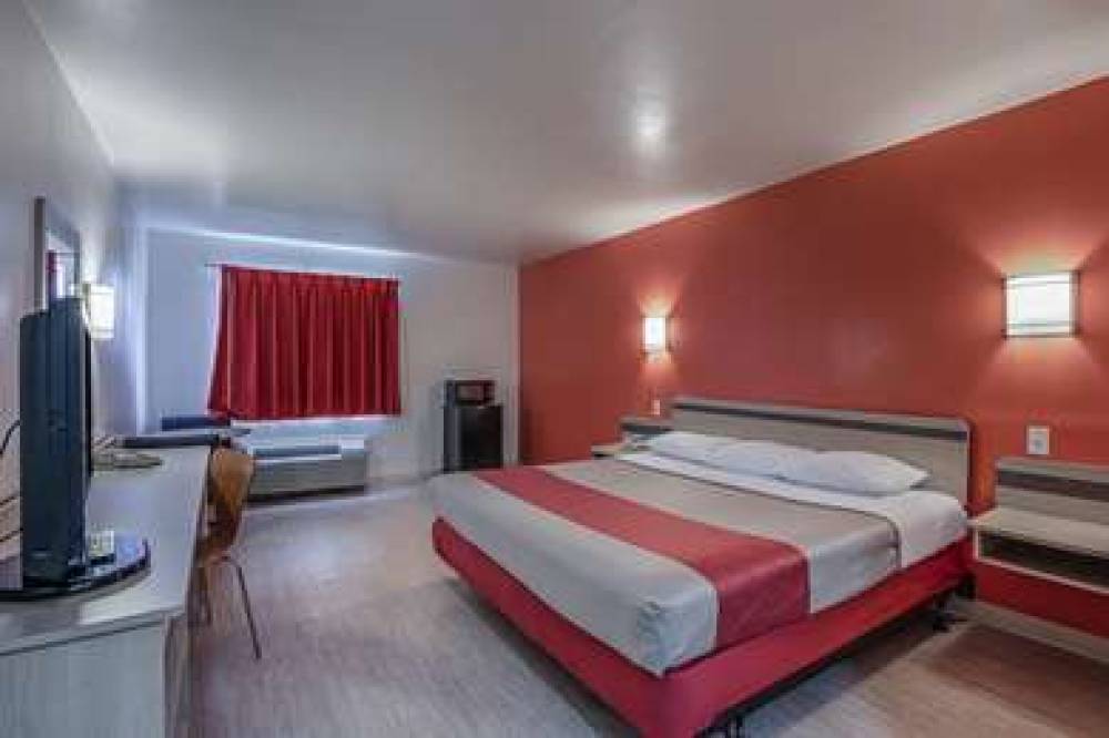 Motel 6 Pasadena TX 10