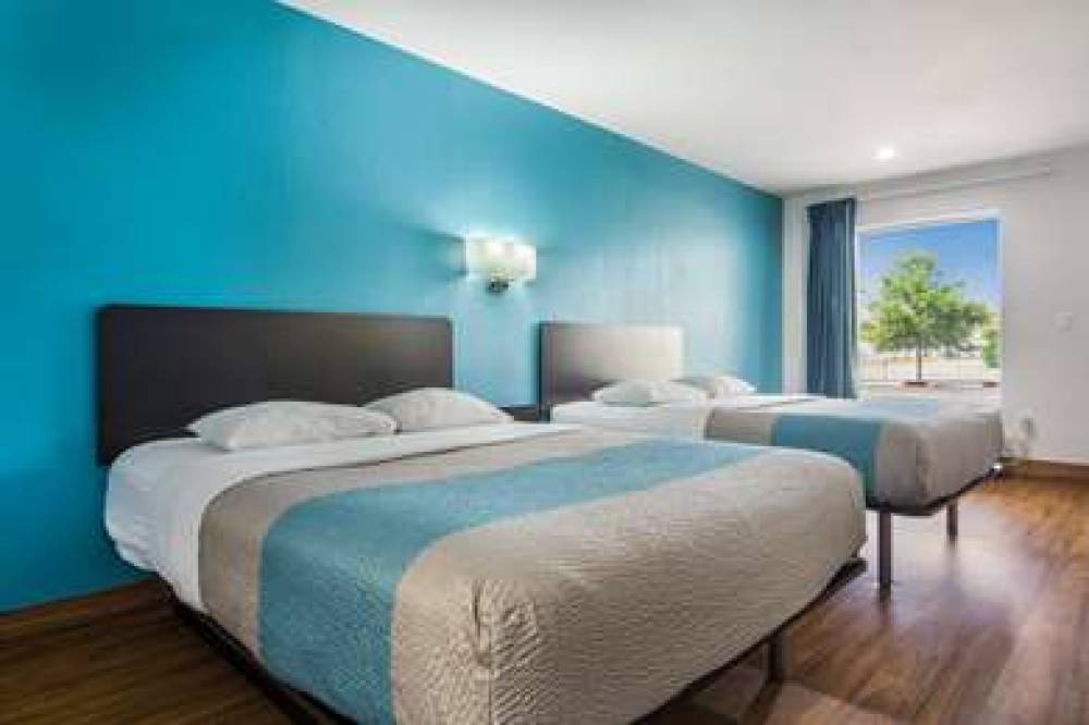Motel 6 Pensacola-NAS 7