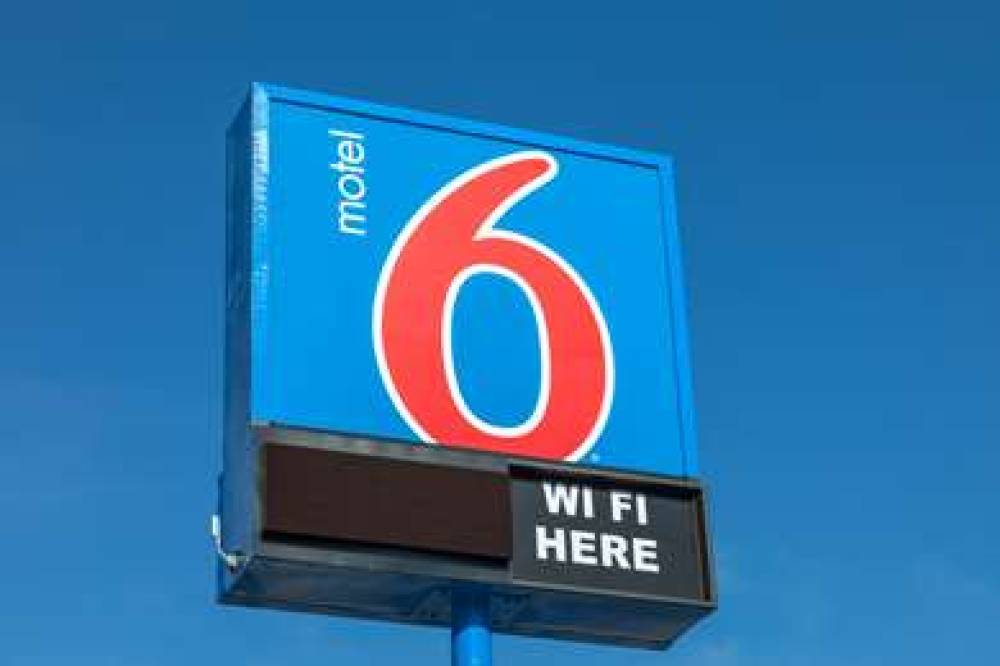 Motel 6 Phoenix Airport