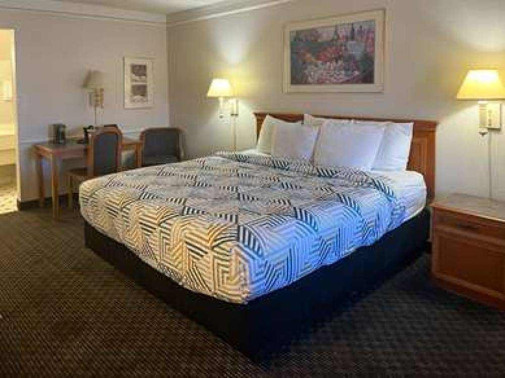 MOTEL 6 PHOENIX AZ MIDTOWN 3