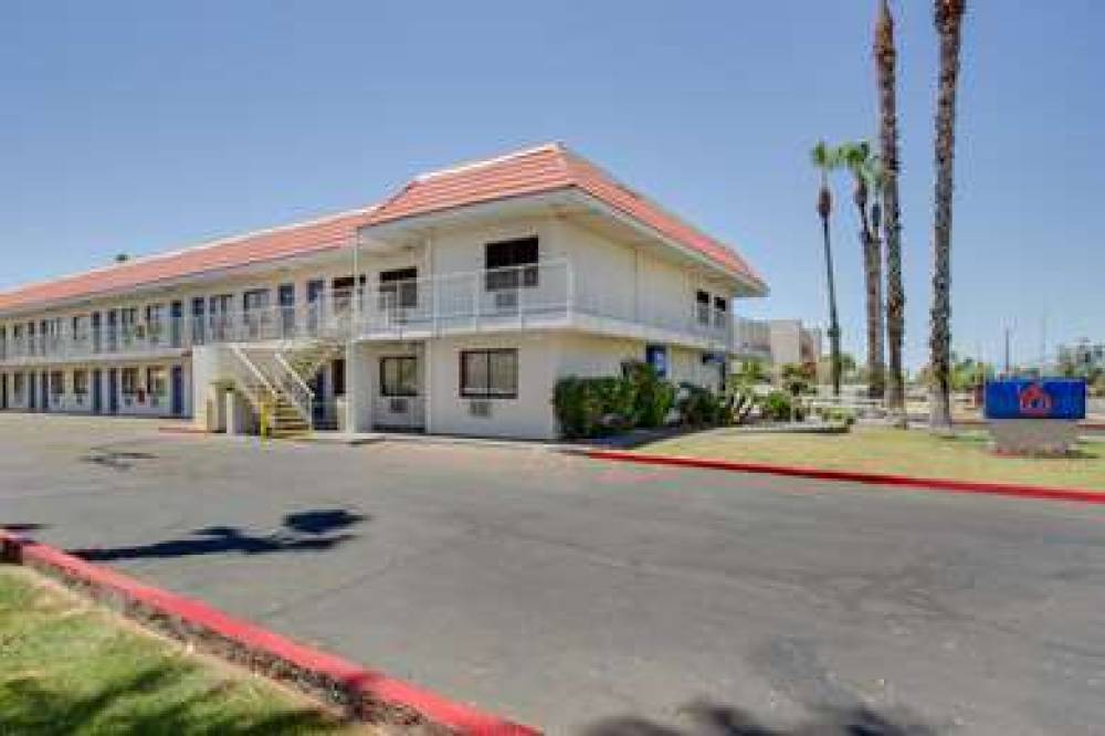 MOTEL 6 PHOENIX TEMPE   BROADWAY   3