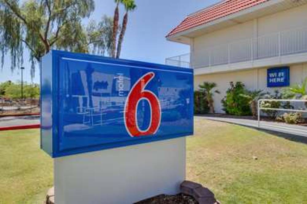 MOTEL 6 PHOENIX TEMPE   BROADWAY   1