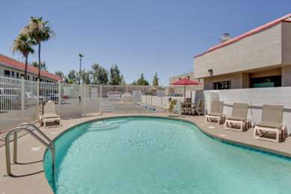 MOTEL 6 PHOENIX TEMPE   BROADWAY   4
