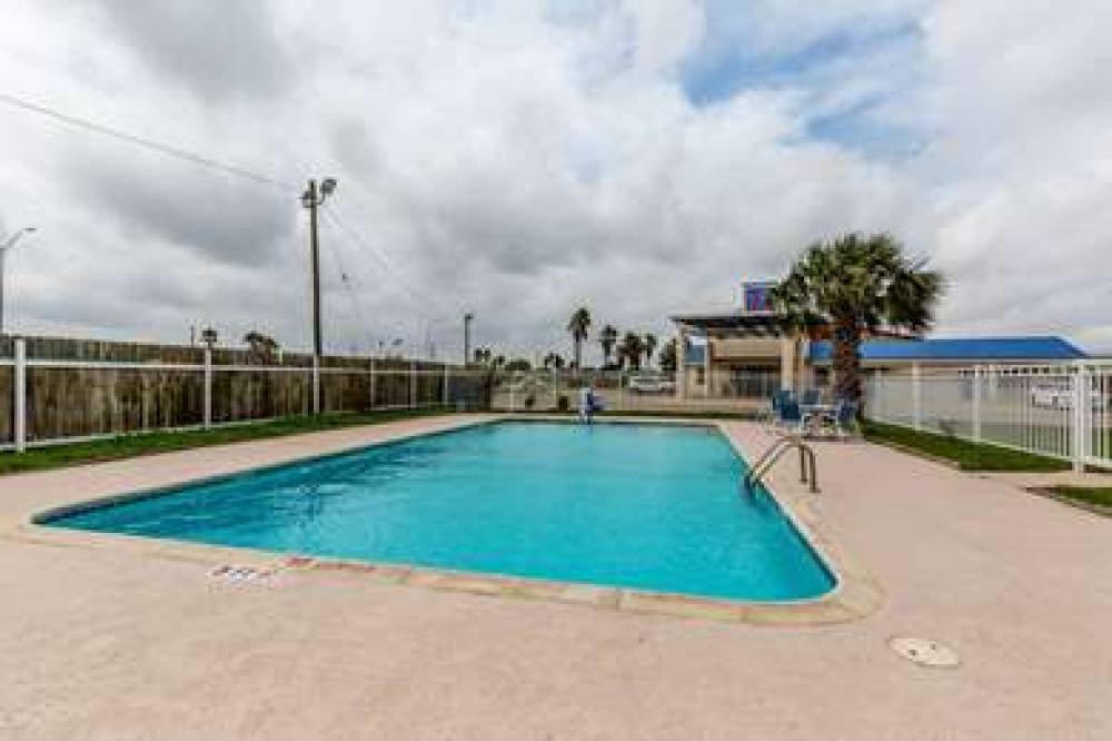 Motel 6 Port Lavaca 8