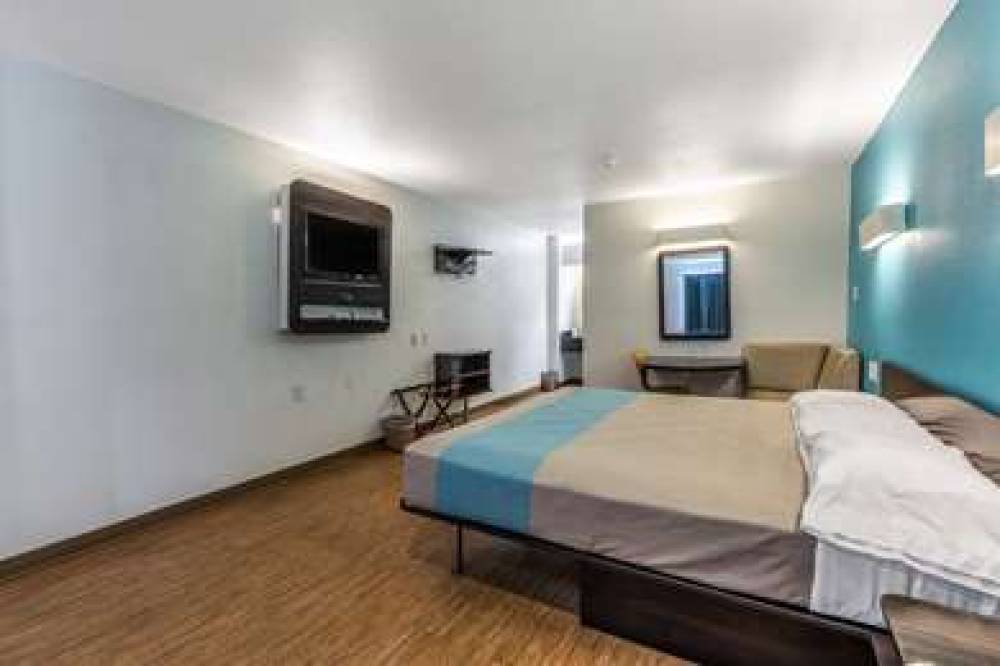 Motel 6 Port Lavaca 10